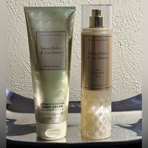 Bath and Body Works Snowflakes and Cashmere fragrance Mist and body cream set